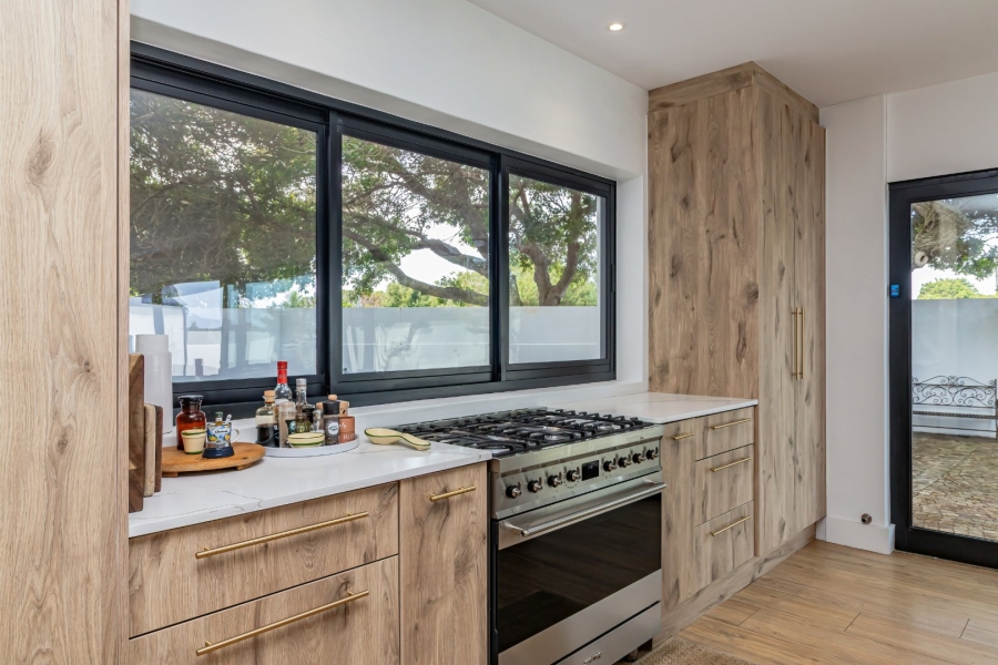 4 Bedroom Property for Sale in Vermont Western Cape